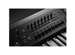 1553257234050-370-Korg-Krome-61-Workstation-5.jpg
