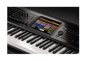 1553257234583-370-Korg-Krome-61-Workstation-4.jpg